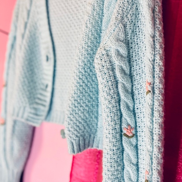 Wild Fable Embroidered Knit Fall Coquette Cropped Cropped Cardigan Women Medium - Picture 4 of 4